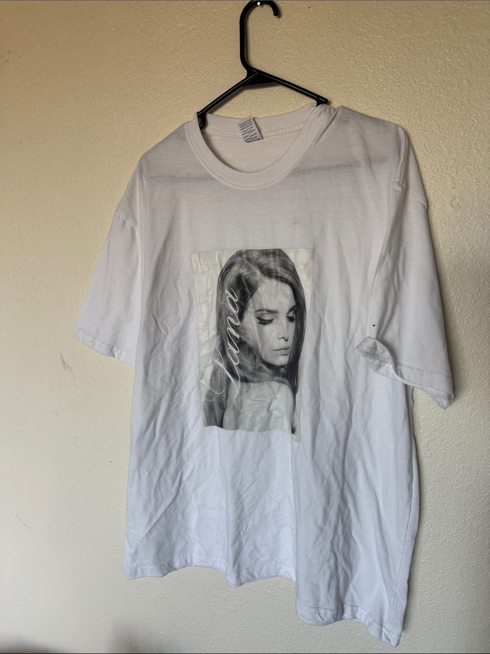 SHEIN White Short Sleeve Graphic Tee with Monochrome Portrait